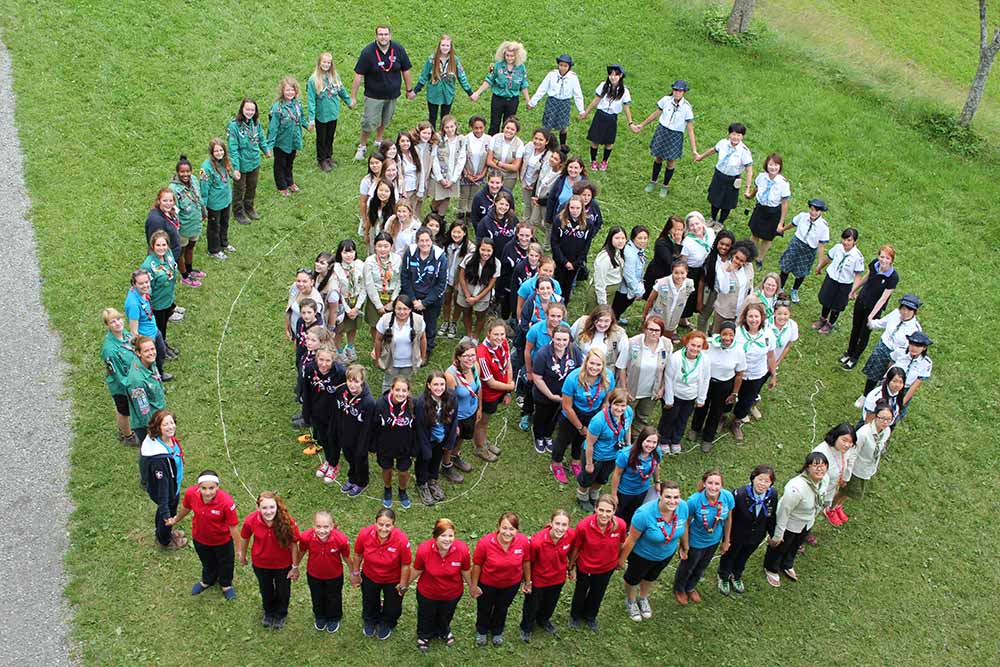 group out on the front lawn in the shape of a trefoil.