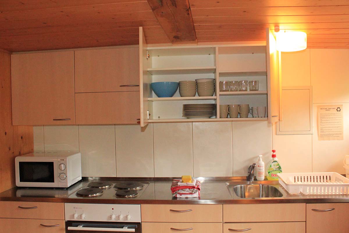 our-chalet-squirrel-house-kitchen-facilities